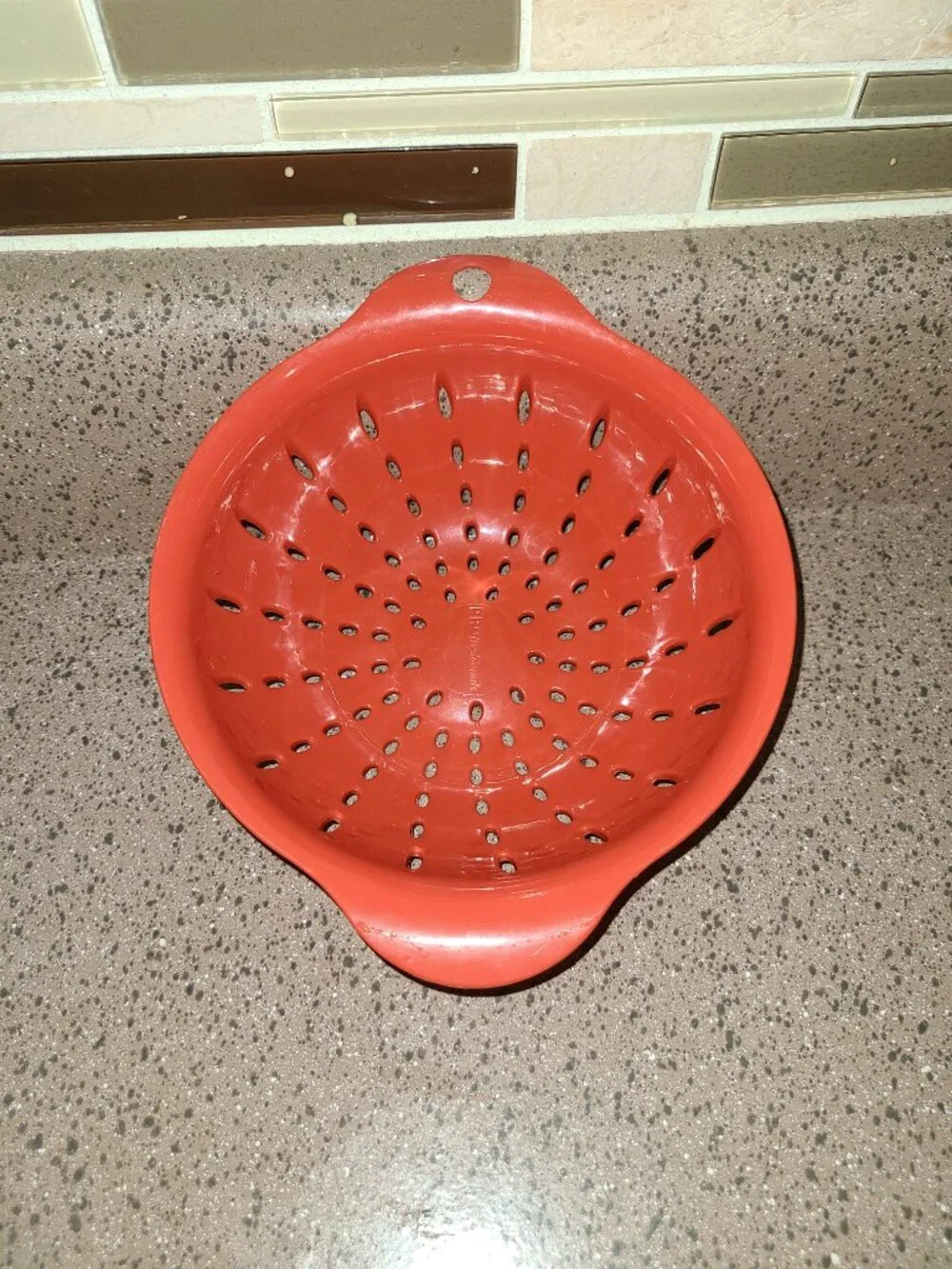 Professionals Vintage Red Melamine Hard Plastic Colander Strainer Berries Fruit